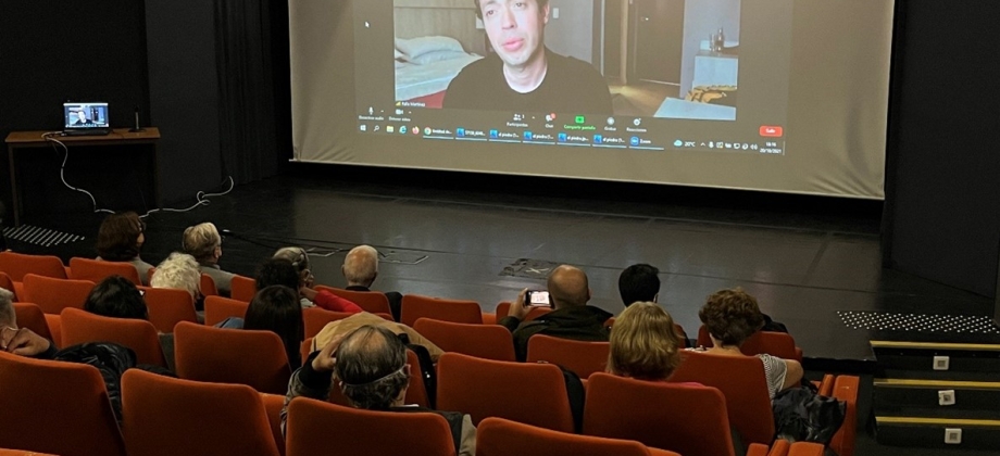 La Embajada de Colombia en Francia proyectó la película El Piedra, con el director Rafael Martínez.